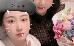 迈开腿让学长尝尝你的草莓游戏